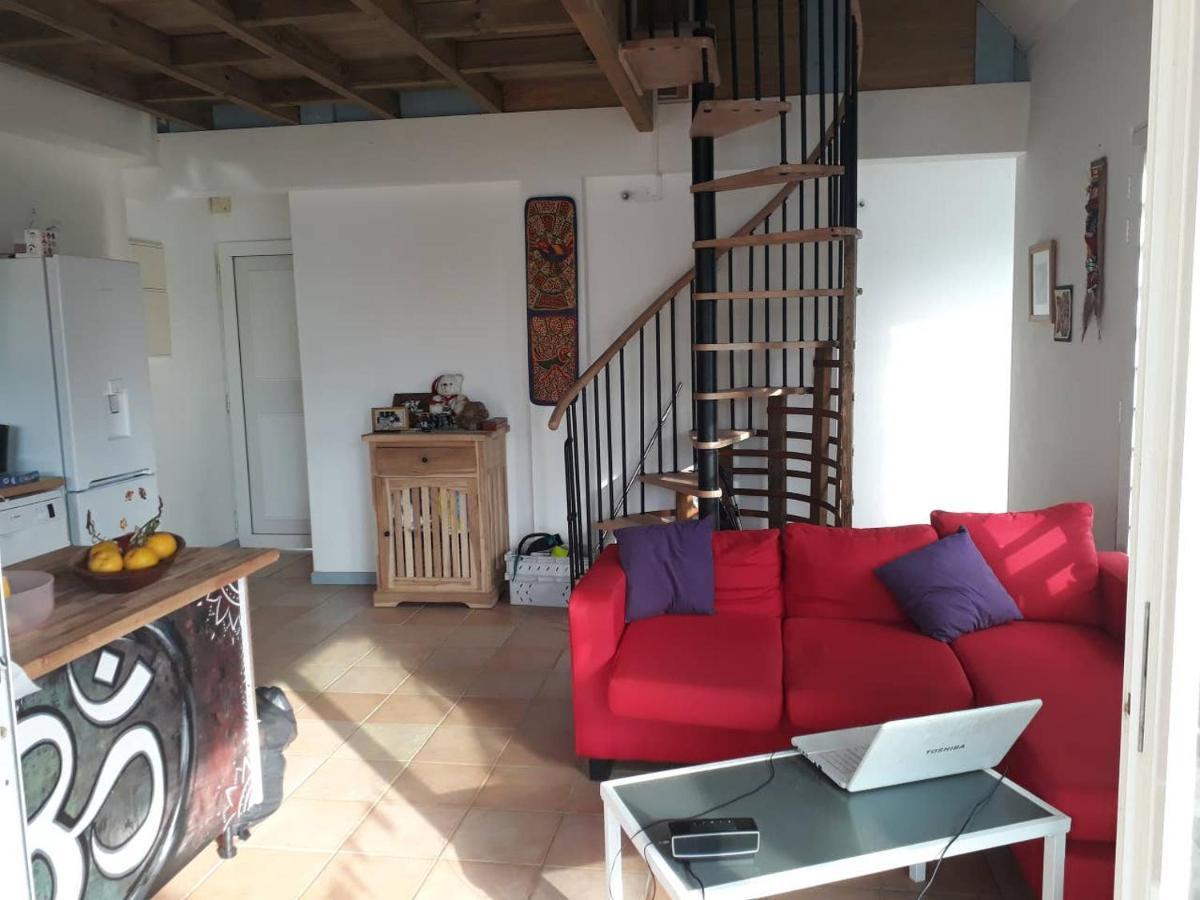 Chambre Chez L Habitant Sur La Plage Les Pieds Dans L Eau, Wifi Quartiers Anse a l'Ane Bagian luar foto