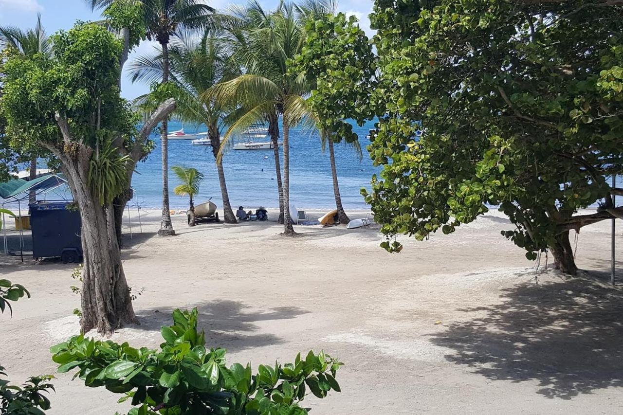 Chambre Chez L Habitant Sur La Plage Les Pieds Dans L Eau, Wifi Quartiers Anse a l'Ane Bagian luar foto