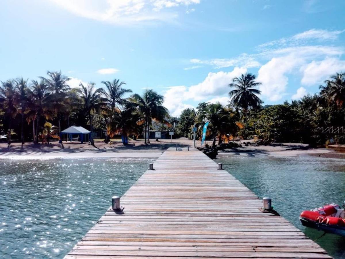 Chambre Chez L Habitant Sur La Plage Les Pieds Dans L Eau, Wifi Quartiers Anse a l'Ane Bagian luar foto